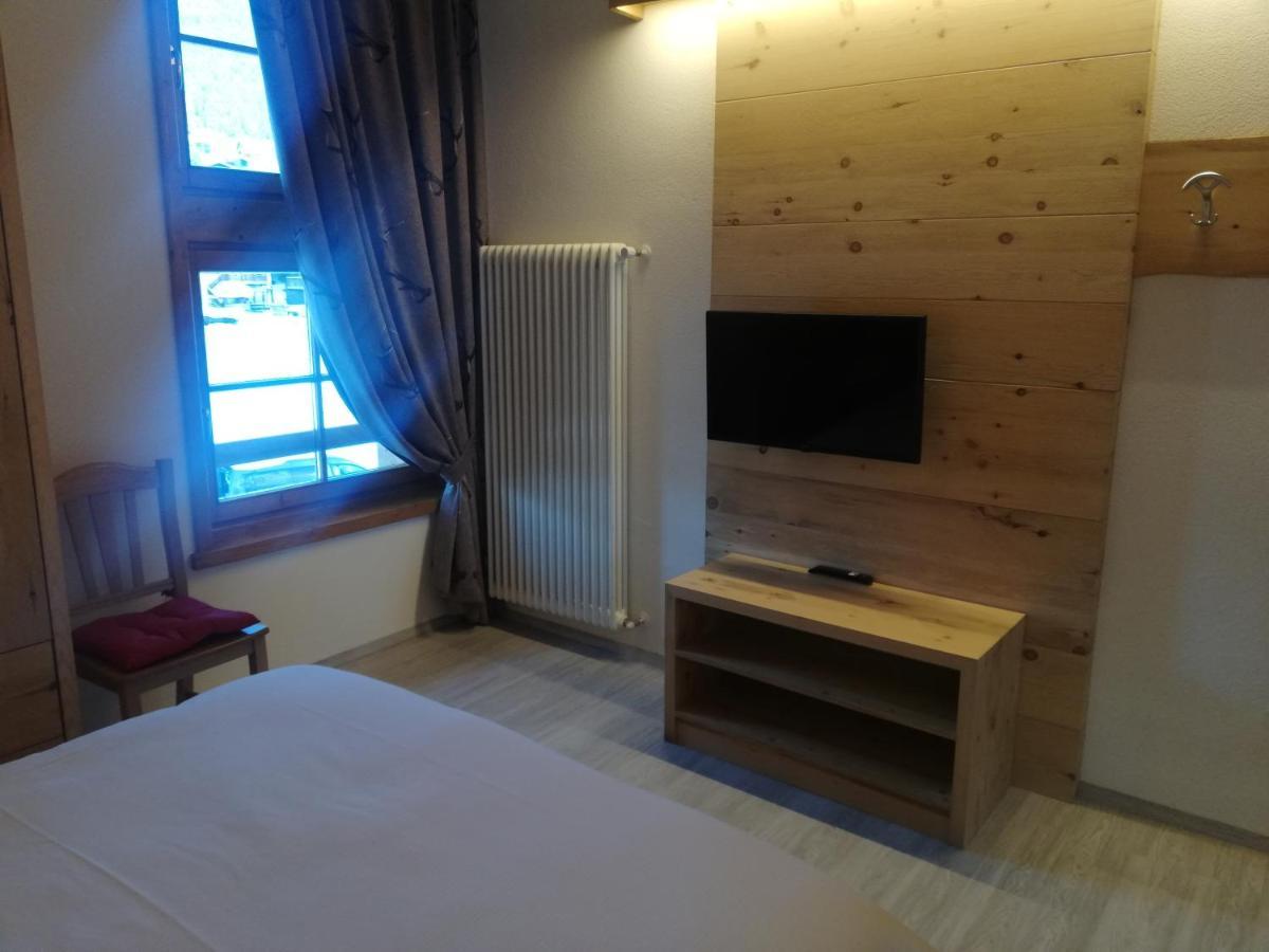 Ski Holidays Apartments Livigno Exterior photo