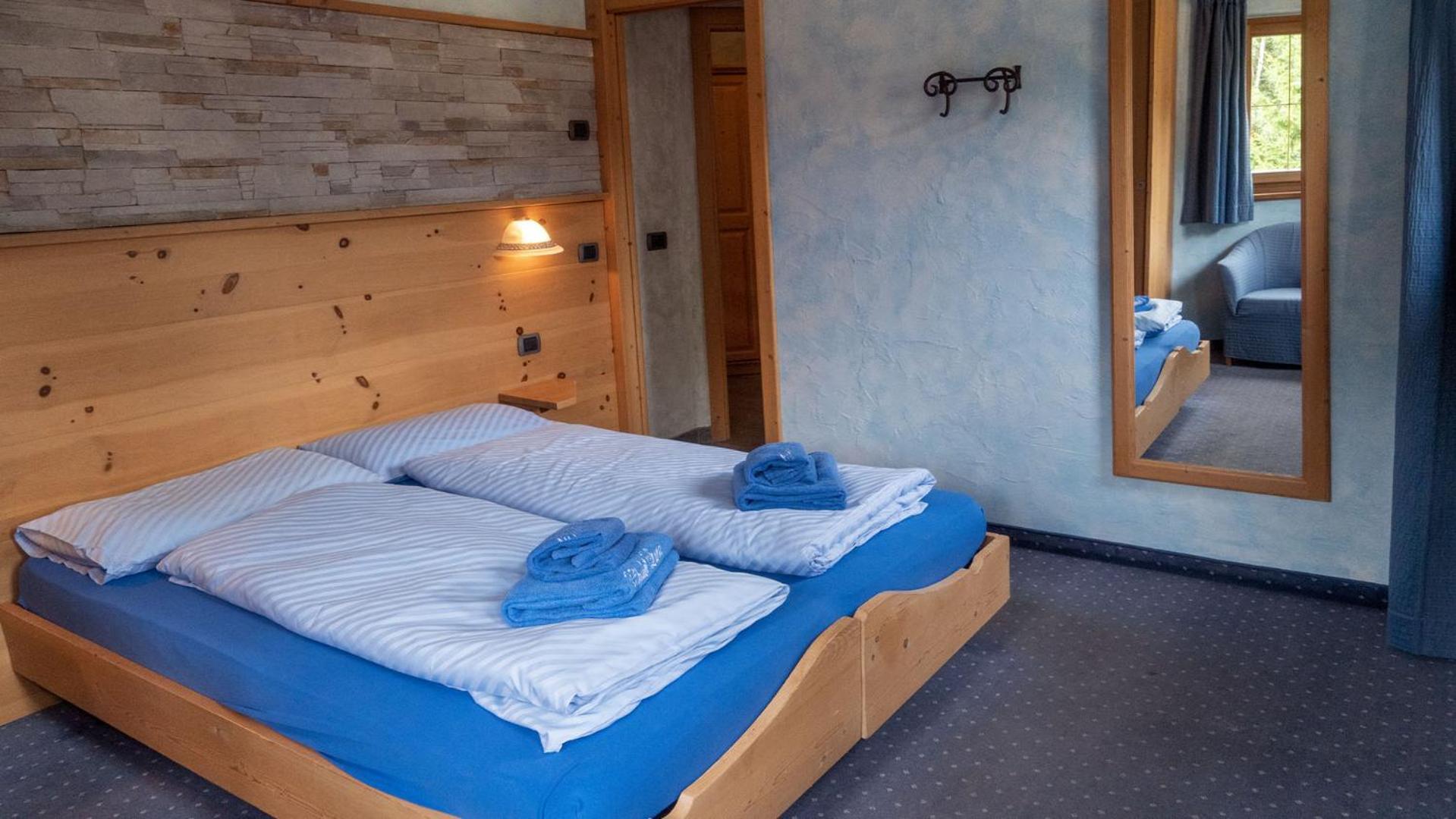 Ski Holidays Apartments Livigno Exterior photo