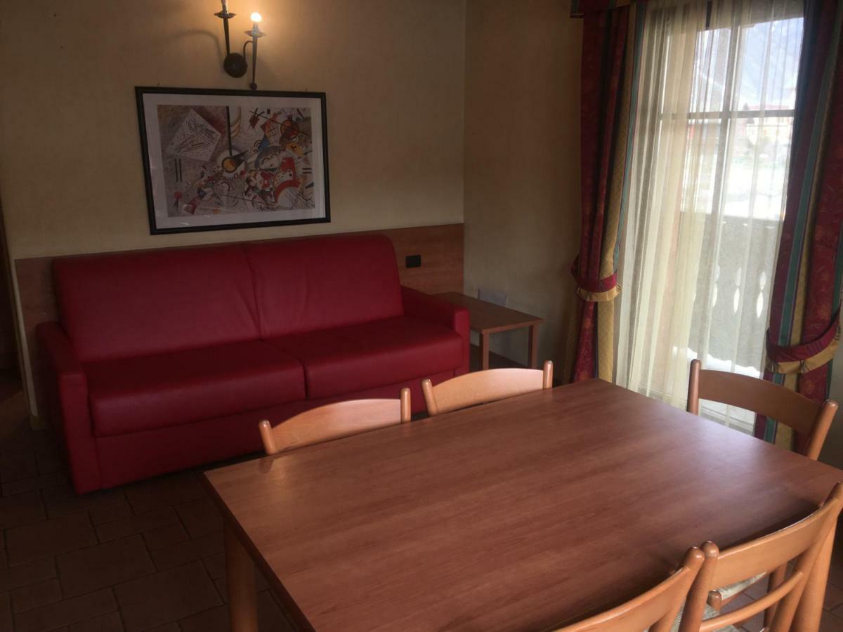 Ski Holidays Apartments Livigno Exterior photo